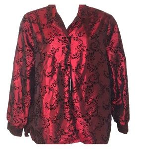 Maroon velvet detail button blouse!!!
